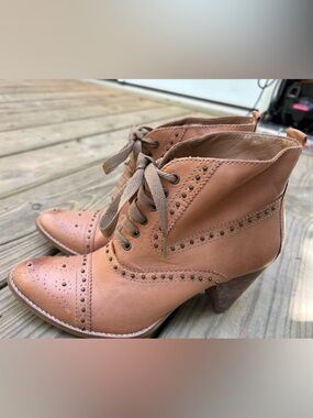 Schuler & Sons Philadelphia ankle boots 6.5